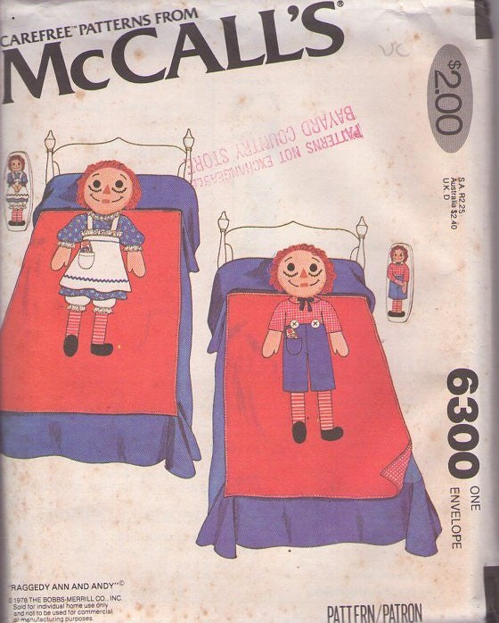 McCall's 6300 Vintage 70's Sewing Pattern Children's Crafts, Official Bobbs Merrill Co Raggedy Ann & Andy Twin Bed Quilt, Bedspread, Applique Body and FACE PILLOWS, Small Stuffed Dolls, Too!