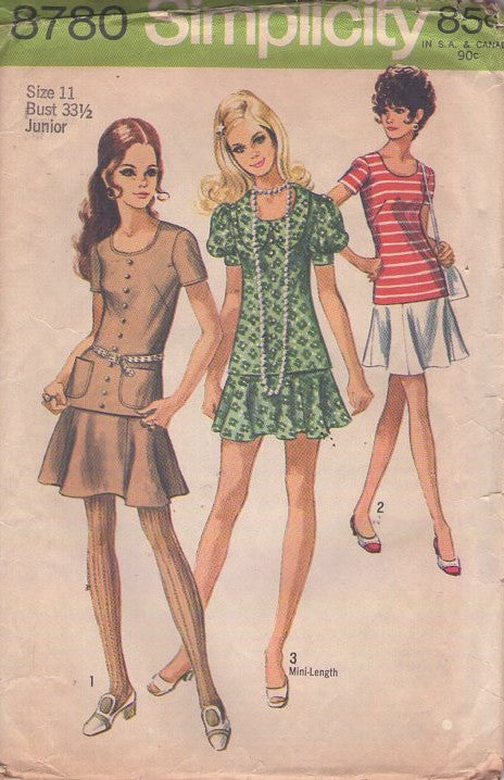 Simplicity 8780 Vintage 70's Sewing Pattern Mod 2 Piece Dress, Scoop Neck Blouse, Top, Flared Skater Style Mini Skirt Size 11