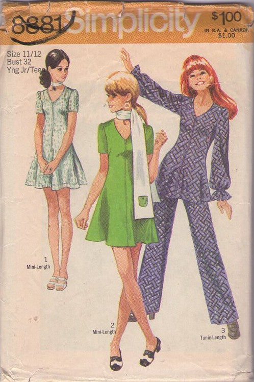 Simplicity 8881 Vintage 70's Sewing Pattern Mod Separates, V Neck Center Seam Fit & Flared Mini Dress, Tunic Top & Pants Size 11/12