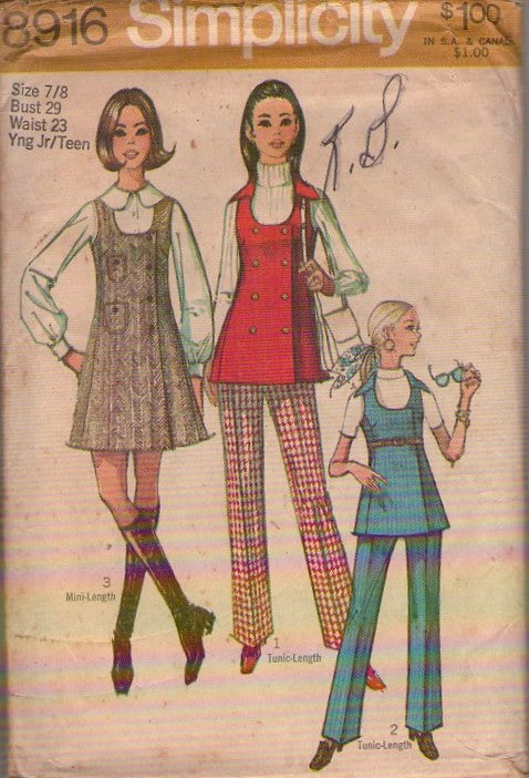 Simplicity 8916 Vintage 70's Sewing Pattern Mod Twiggy Scoop Neck Wrap Mini Jumper, Double Breasted Wrap Around Tunic Top, Pants Size 7/8 CUT