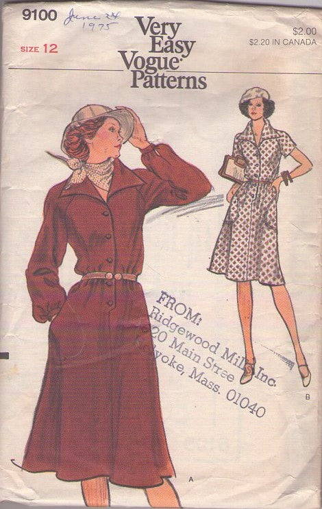 Vogue 9100 Vintage 70's Sewing Pattern Very Easy Secretary Dress, Wing Collar, 2 Styles Size 12