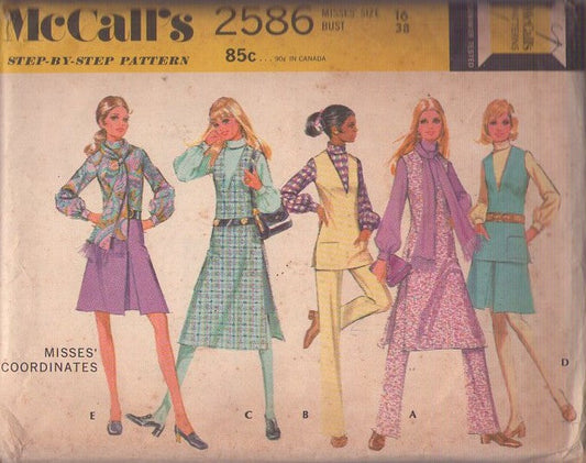 McCall's 2586 Vintage 70's Sewing Pattern Secretary Separates, That Girl Styles, Blouse, Deep V Tunic Top Jumper, Dress, Scarf Size 16