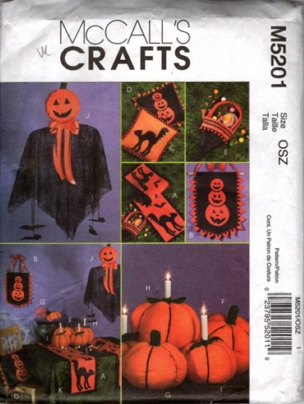 McCall's 5201 Retro 2006 Sewing Pattern Halloween Crafts, Party Decorations, Wallhanging, Pillow, Pumpkins, Table Items OZ