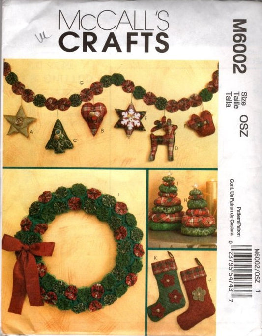 McCall's 6002 Retro 2009 Sewing Pattern Holiday Crafts, Pinwheel YoYo Rosettes, Patchwork Garland, Wreath, Table Topper, Stockings OZ