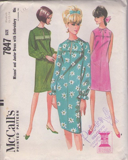 McCall's 7847 Vintage 60's Sewing Pattern Mod Panel Dresses, Slit & Tie Neck, Twiggy Day Dress Set, Straight Fitting Panel Shift Dress Set, 2 Styles Size M UNCUT