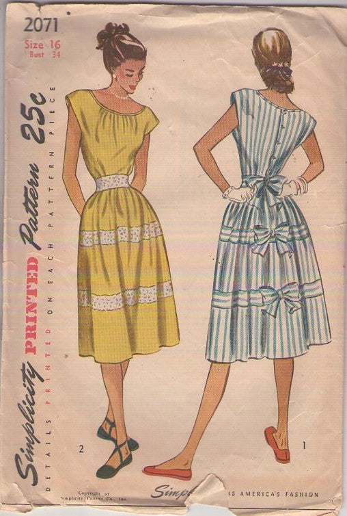 Simplicity 2071 Vintage 40's Sewing Pattern Summer Dress, Farmer's Daughter, Demure Swing Era, Back Buttons & Bows, 2 Styles Size 16