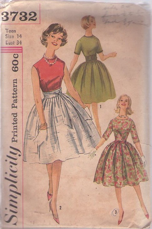 Simplicity 3732 Vintage 60's Sewing Pattern Day Dresses, Housewife Day Dress Set, Full Box Pleats Skirt, 3 Styles, Contrast or Novelty Prints Size 14