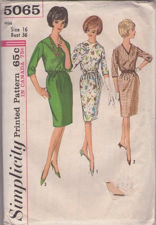 Simplicity 5065 Vintage 60's Sewing Pattern Easy Day Dress, Proportioned Sizes, V Neck Shift Dress, Slim Skirt Size 16