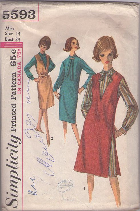 Simplicity 5593 Vintage 60's Sewing Pattern Mod Shift Dress, Plunging V Neck, Side Slits Jumper, Tie Collar Dress Size 14