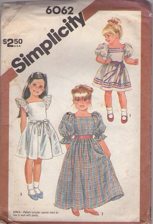 Simplicity 6062 Vintage 80's Sewing Pattern Girl's Dress Set, Toddler Puff or Eyelet Flutter Sleeve Party Dress, Modest School Gown Size 4