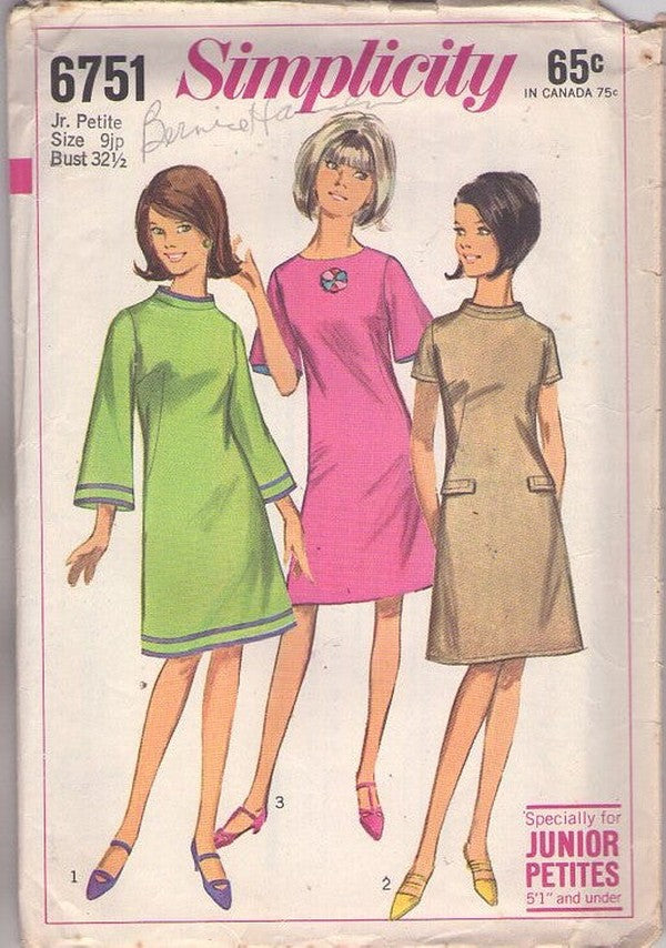 Simplicity 6751 Vintage 60's Sewing Pattern Space Age Dress, Mod, Twiggy Stand Up Collar Bell Sleeve Fit & Flared A-Line Dress Set 3 Styles Size 9JP