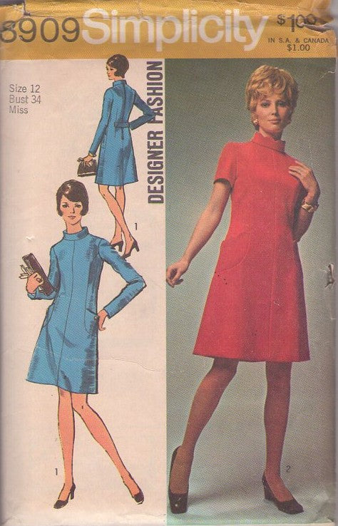 Simplicity 8909 Vintage 70's Sewing Pattern Mod Dress, Designer Fashion, Twiggy Stand Up Scalloped Collar Back Martingale Belt Center Seam Secretary Dess, Pockets Size 12