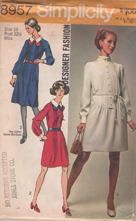 Simplicity 8957 Vintage 70's Sewing Pattern Mod Dress, Designer Fashion, Space Age, Pin Tucks Secretary Dress, Short or Below Knee Size 10