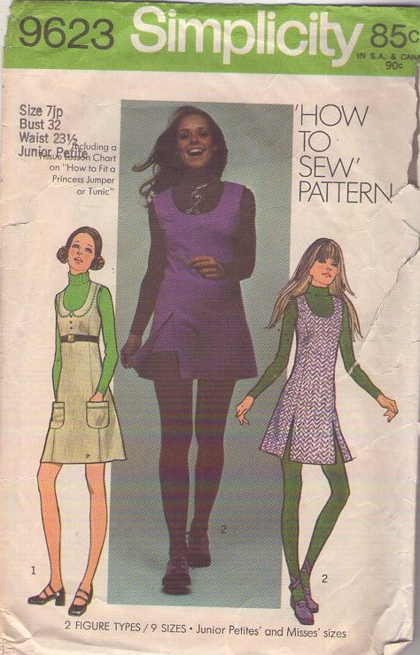 Simplicity 9623 Vintage 70's Sewing Pattern Easy Hot Pants Set, How to Sew Scoop Neck Mod Flap Front Mini Dress, Jumper, Hot Pants Shorts Size 7JP